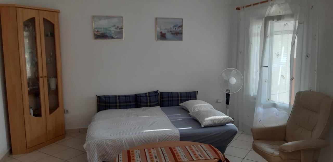 Alexandros Cosy House For Family Vacation Lägenhet Chania  Exteriör bild